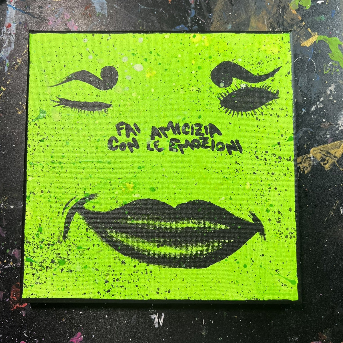 Fai amicizia con le emozioni — il quadro dal vivo, fotografato in atelier