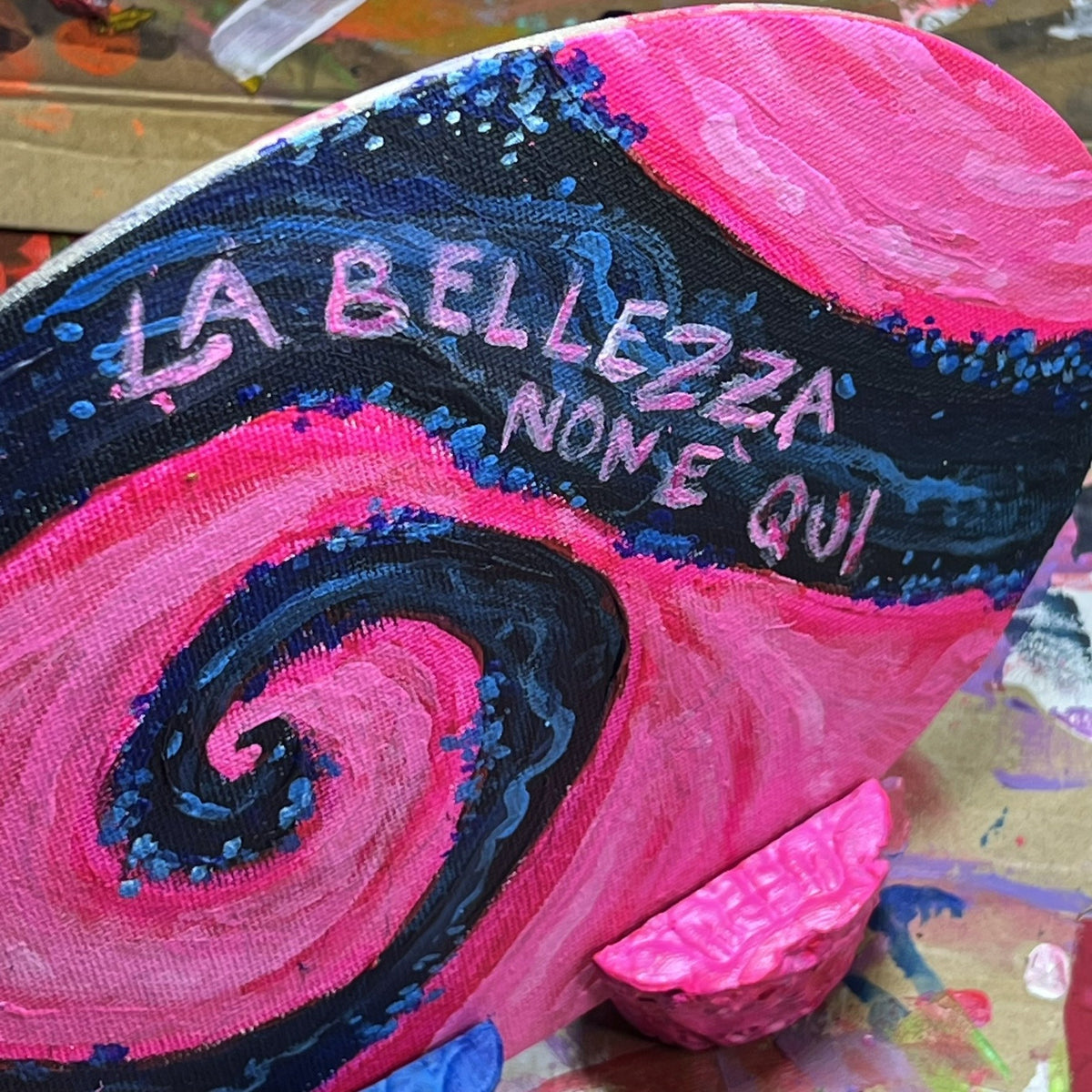 La bellezza non è qui, BiancoMat